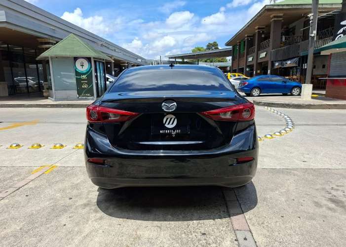 MAZDA 3 TOURING 2015