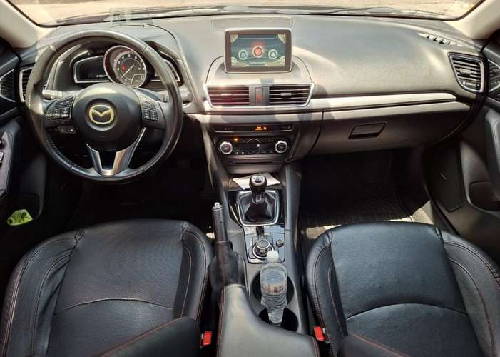 MAZDA 3 TOURING 2015