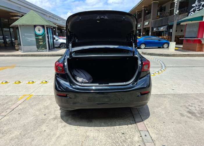 MAZDA 3 TOURING 2015