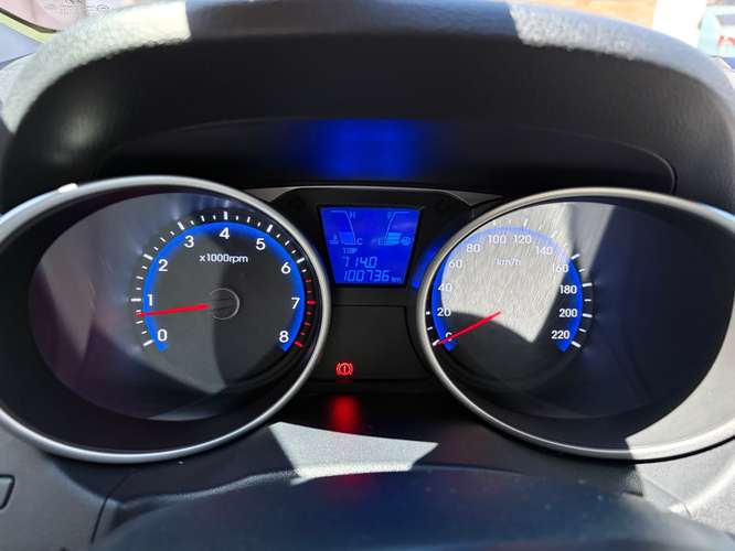 Hyundai Tucson de Agencia Modelo 2014 - Imagen 19