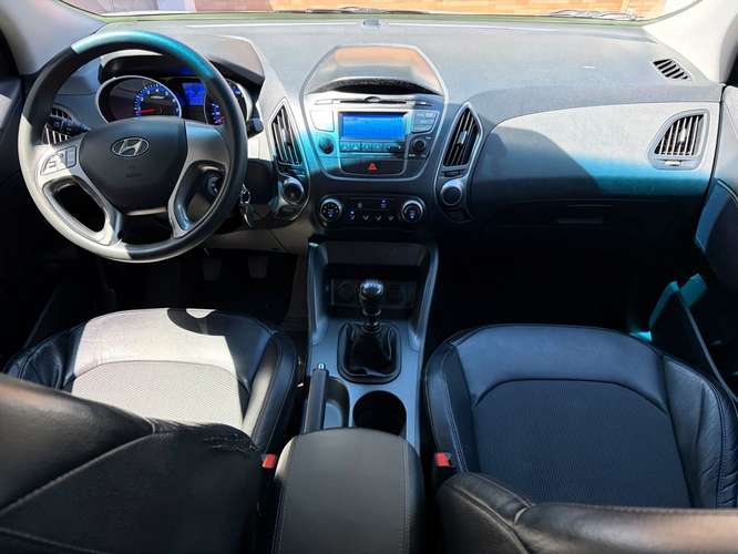 Hyundai Tucson de Agencia Modelo 2014 - Imagen 15