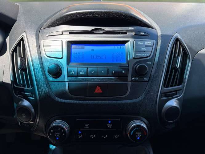 Hyundai Tucson de Agencia Modelo 2014 - Imagen 17