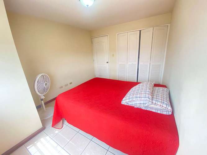 ALQUILO APARTAMENTO AMUEBLADO ZONA 14 (AMERICAS)