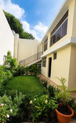 Vendo Casa Grande 5 Habitaciones Esquina Madeira Condado Naranjo