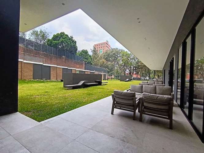 Apartamento en renta en Parque 14, zona 14, con balcón y vista a Plaza Central - Imagen 15