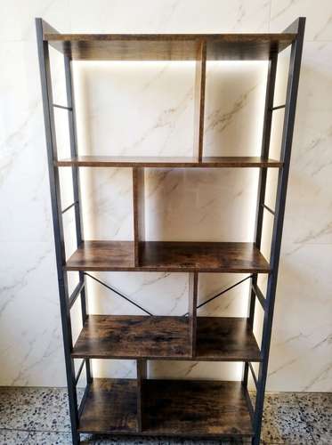 Estantería Librero Industrial Moderno – Madera Rústica y Metal (Excelente Estado)