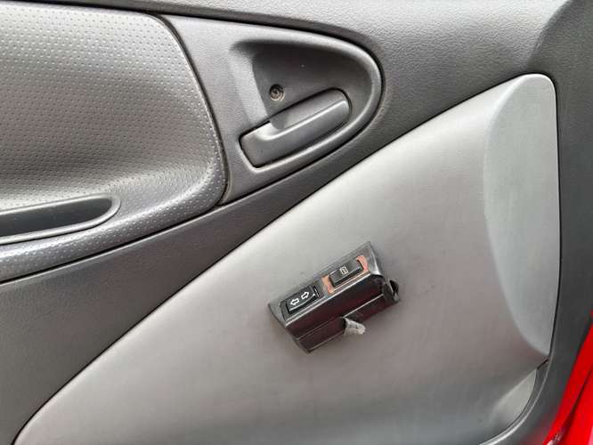Toyota Yaris de Agencia Modelo 2003