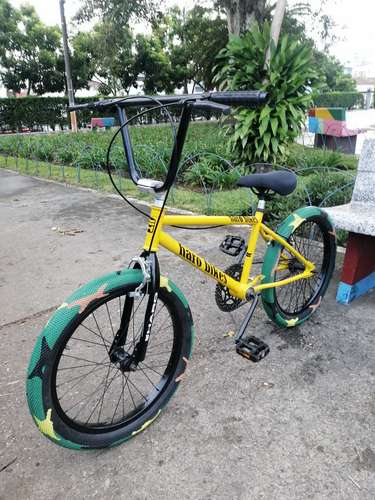 VENDO BICICLETA BMX #20 LLANTAS NUEVAS CAMUFLAJEADAS 20X2.40 FRENOS FUNCIONANDO GANGA. - Imagen 6