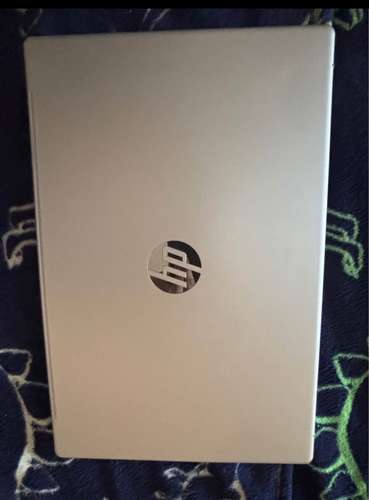 Vendo laptop Hp en excelente estado 