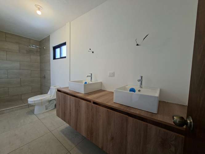 QUIERES VIVIR ENTRE BOSQUES Y LEJOS DEL RUIDO ESTA ES TU OPORTUNIDAD. VENDO LINDA CASA EN SAN LUCAS - Imagen 7