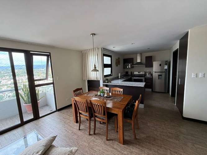 Apartamento amueblado y equipado en renta en Torre 360, zona 15