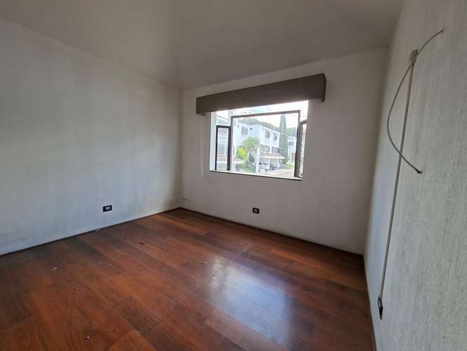 VENTA DE CASA EXCLUSIVA EN CONDOMINIO SOBRE BOULEVARD SAN CRISTOBAL - Imagen 12