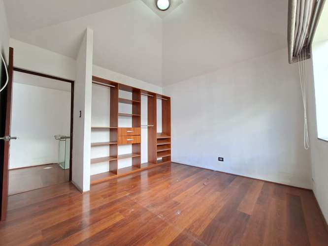 VENTA DE CASA EXCLUSIVA EN CONDOMINIO SOBRE BOULEVARD SAN CRISTOBAL - Imagen 13