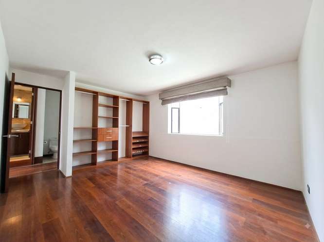 VENTA DE CASA EXCLUSIVA EN CONDOMINIO SOBRE BOULEVARD SAN CRISTOBAL - Imagen 15