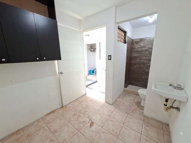 VENTA DE CASA EXCLUSIVA EN CONDOMINIO SOBRE BOULEVARD SAN CRISTOBAL - Imagen 9