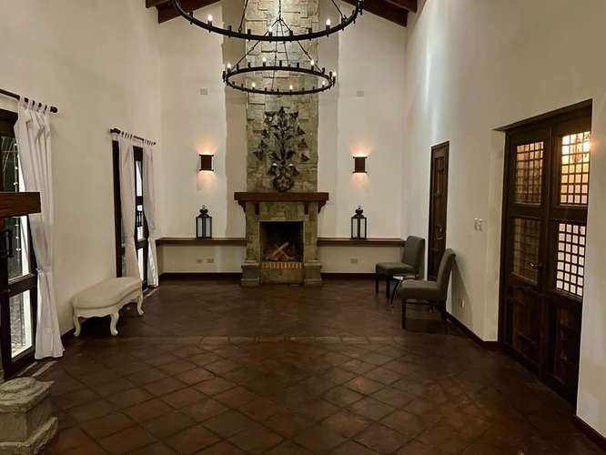 ESPECTACULAR CASA COLONIAL EN VENTA, ANTIGUA GUATEMALA - Imagen 16