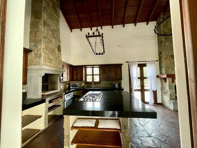 ESPECTACULAR CASA COLONIAL EN VENTA, ANTIGUA GUATEMALA - Imagen 4