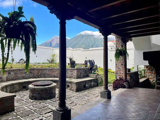 ESPECTACULAR CASA COLONIAL EN VENTA, ANTIGUA GUATEMALA - Imagen 3