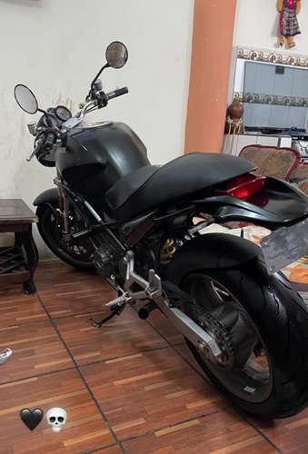 Ducati Monster 900M 2000 – Naked Deportiva Italiana