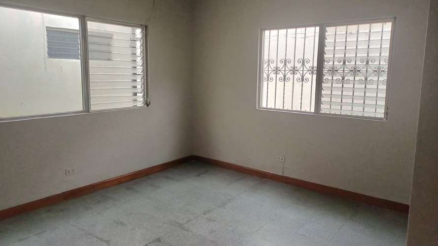 Casa de un nivel en venta en Montemaria 2, zona 11, excelente ubicación - Imagen 5