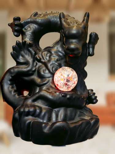 Base para incienso "Dragon con Esfera de Luz"
