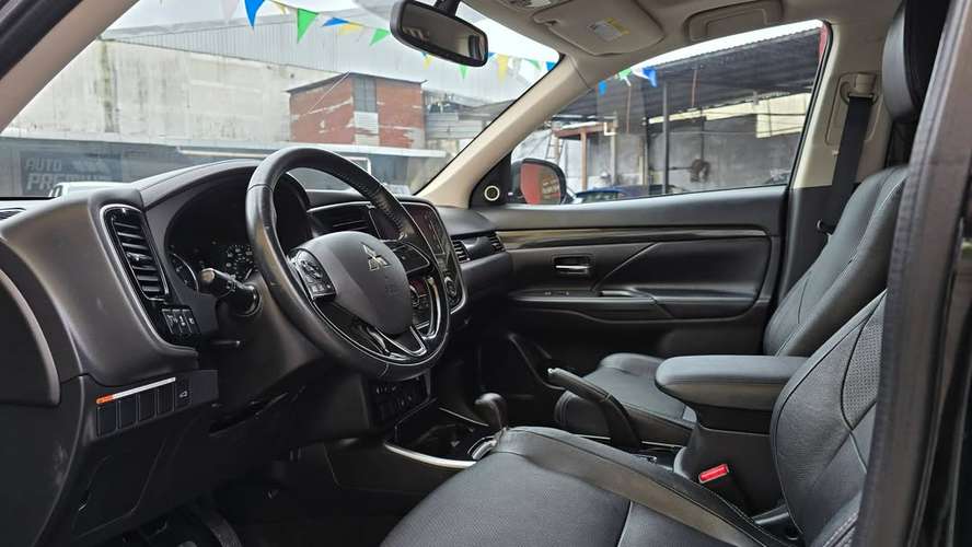 MITSUBISHI OUTLANDER 2018- 2WD