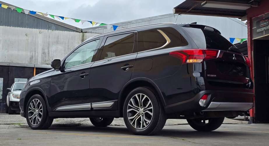 MITSUBISHI OUTLANDER 2018- 2WD