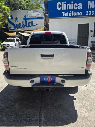 TOYOTA TACOMA DOBLE CAB 4.0 AUTOMÁTICO 4X4 6CIL. 2015 IMPORTADO