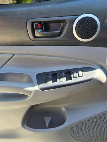 TOYOTA TACOMA DOBLE CAB 4.0 AUTOMÁTICO 4X4 6CIL. 2015 IMPORTADO