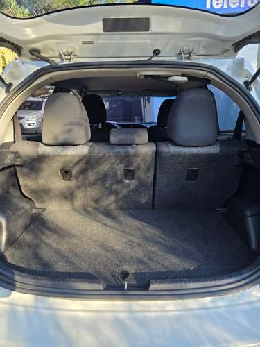 TOYOTA YARIS LE 1.5 AUTOMÁTICO 4CIL. 2015 IMPORTADO