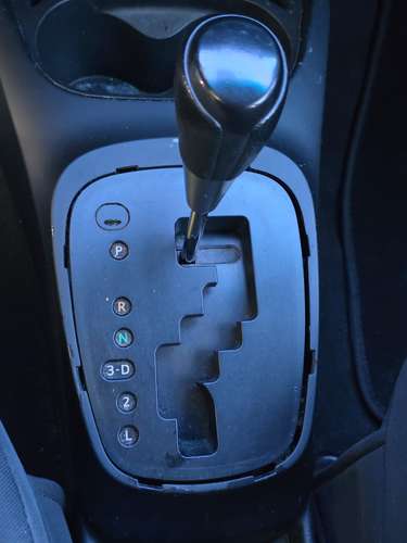 TOYOTA YARIS LE 1.5 AUTOMÁTICO 4CIL. 2015 IMPORTADO