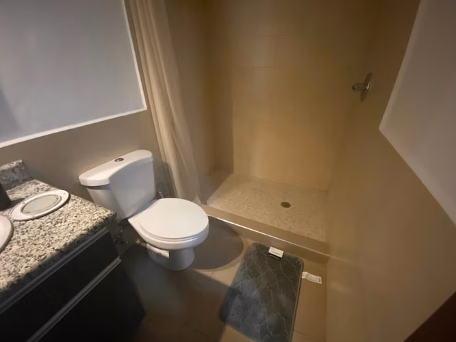 Alquiler de Apartamento Amueblado en Green Tower - Imagen 7