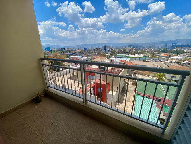 Alquiler de Apartamento Amueblado en Green Tower - Imagen 8