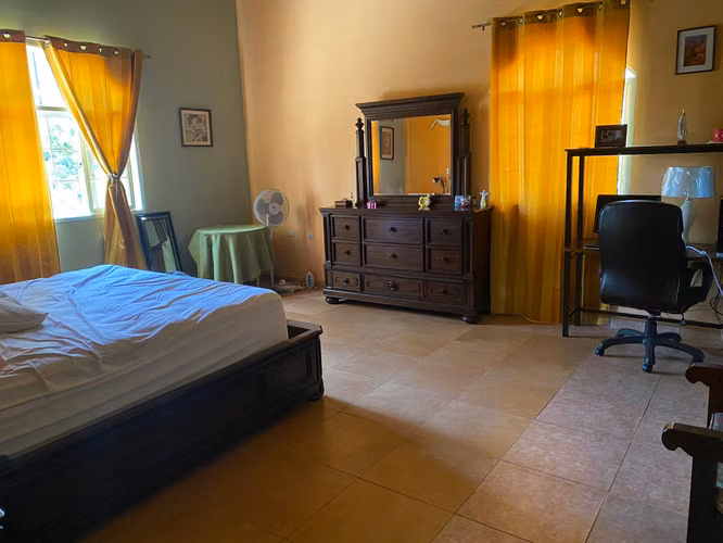 Venta de hermosa residencia en urbanización cerrada en Valle de Ángeles - Imagen 6