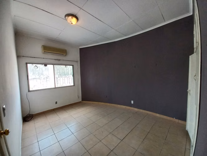 VENTA DE CASA EN BARRIO LA BOLSA - Imagen 2