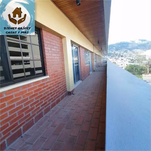 PISO ENTERO EN ALQUILER PARA OFICINAS A POCOS METROS DEL BLVD MORAZÁN