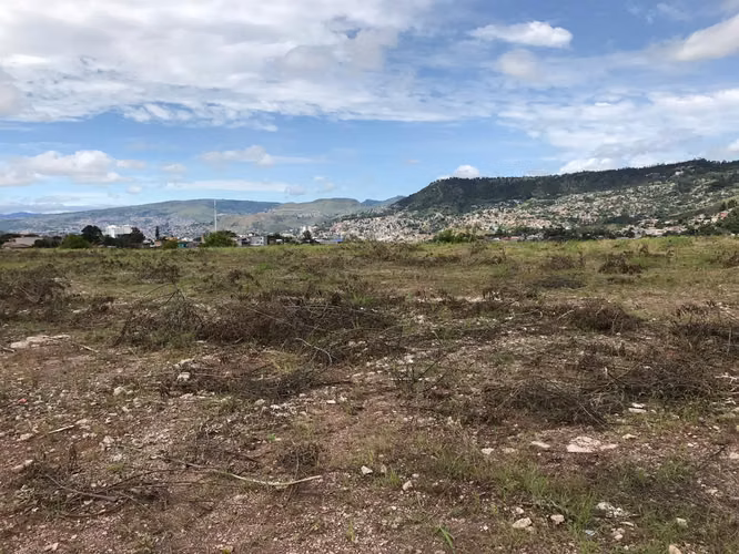 Se Vende Bonito Terreno Frente al Anillo Periferico - Imagen 3