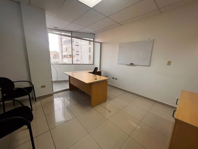Oficina en Alquiler Torre Metrópolis - Imagen 5