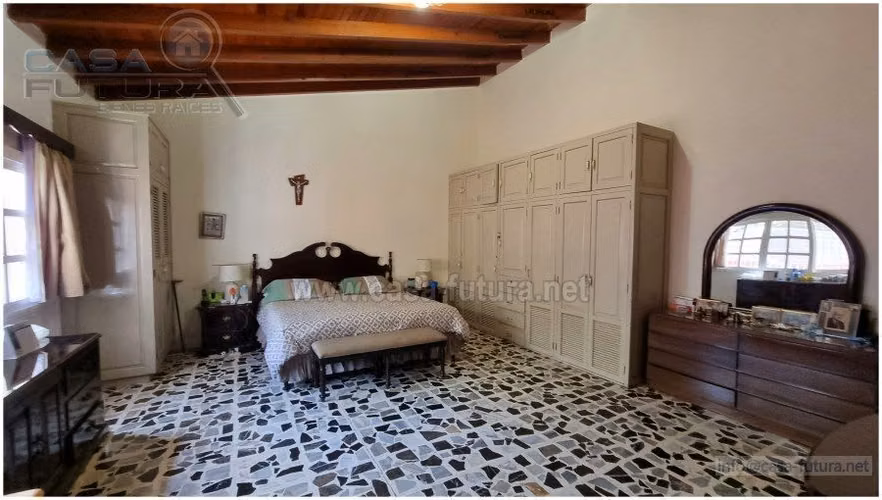 Casa de 1 Nivel con Bello Jardin! Perfecta Paz Naturaleza y Seguridad 2210 v2