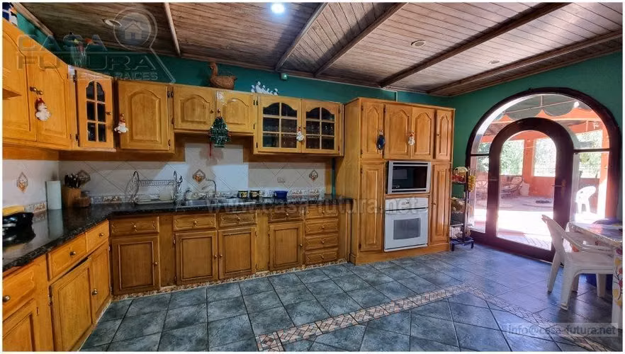Casa de 1 Nivel con Bello Jardin! Perfecta Paz Naturaleza y Seguridad 2210 v2