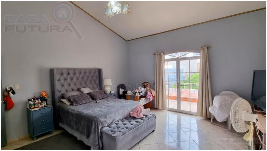 Casa GRANDE en Venta en Circuito Cerrado en El Trapiche Etapa 2