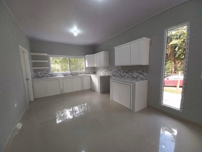 Venta Casa en Valle de Ángeles