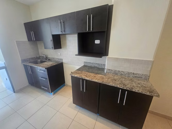 Alquiler Apartamento Torre Atenea - Imagen 2