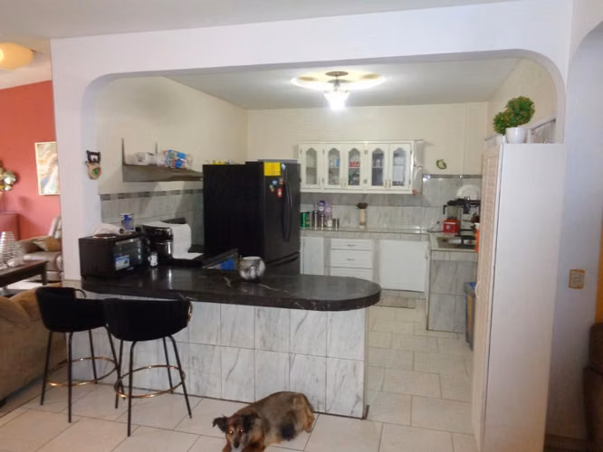 Se Vende Casa Res. Altos de la Granja - Imagen 6