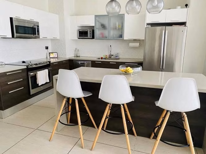 Venta de Apartamento en Torre Vista 1432, en Lomas del Guijarro, Tegucigalpa.