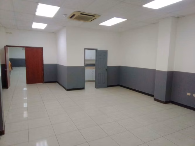 Se Renta Edificio para Oficinas Col. Palmira - Imagen 5