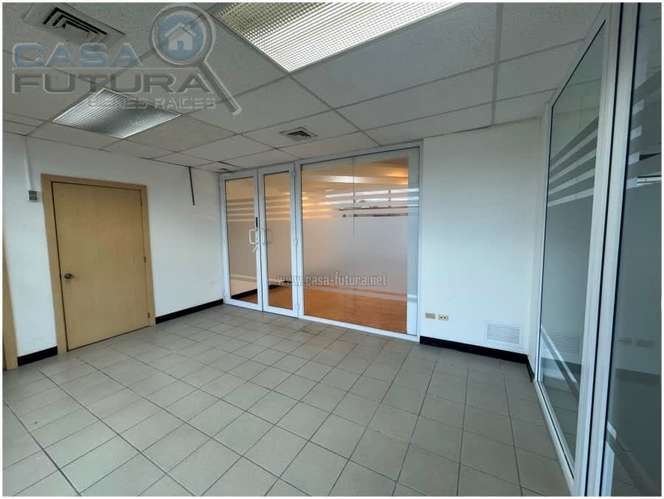 Oficina en Renta de 500 m2 en Lomas del Guijarro en Tegucigalpa - Imagen 6