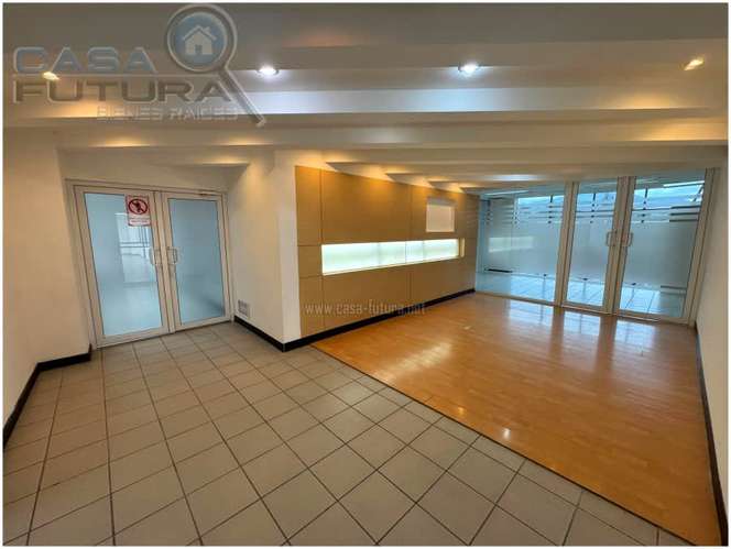 Oficina en Renta de 500 m2 en Lomas del Guijarro en Tegucigalpa - Imagen 5