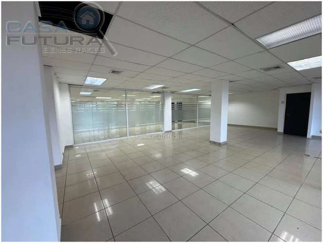Oficina en Renta de 500 m2 en Lomas del Guijarro en Tegucigalpa - Imagen 4