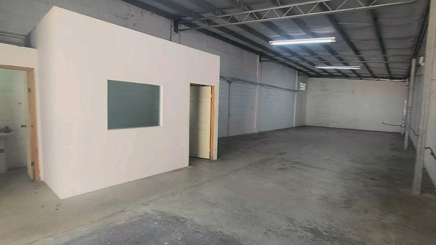 Bodega 150 m2 dentro de Circuito Cerrado, Bulevar del Norte, San Pedro Sula - Imagen 5